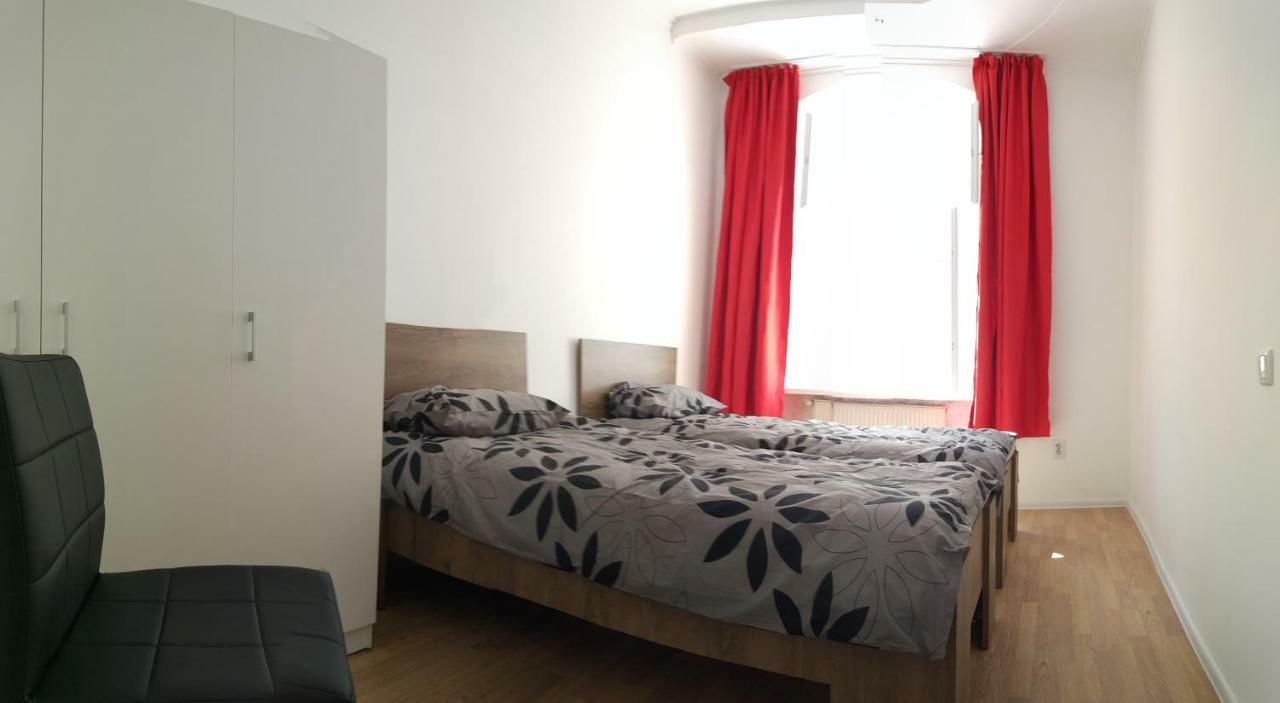 Modern Apartment In Lviv Historic Centre エクステリア 写真